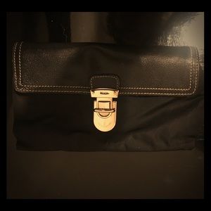 Prada wallet (Authentic)… rare find.